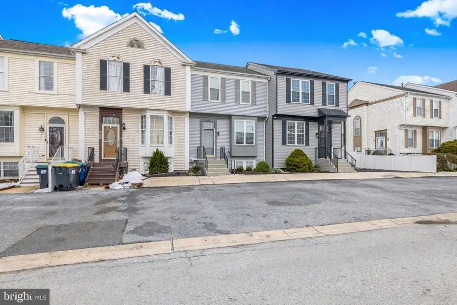 419 Feather Dr, Newark, DE 19702 - #3