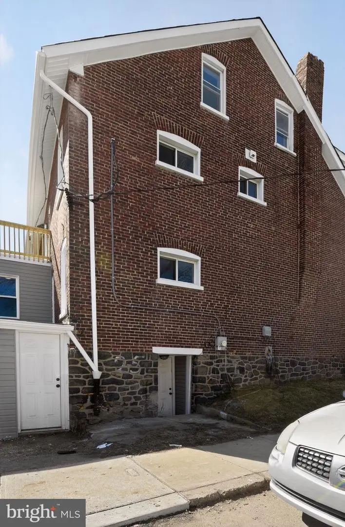 2420 N Madison St, Wilmington, DE 19802 - #3