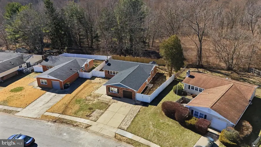 6 Thornhollow Rd, Newark, DE 19711 - #2