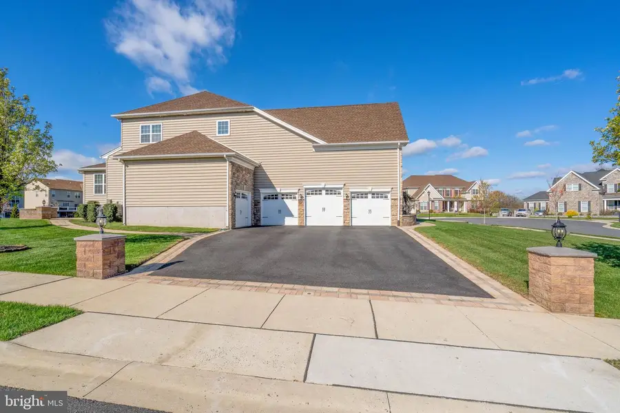 1045 Matthew Way, New Castle, DE 19720 - #2