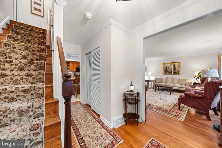 105 Chapel Hill Dr, Newark, DE 19711 - #3