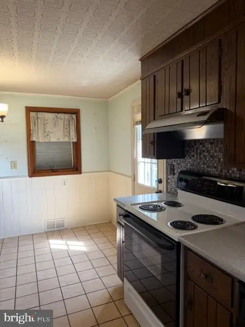 210 Florence Ave, Wilmington, DE 19803 - #1