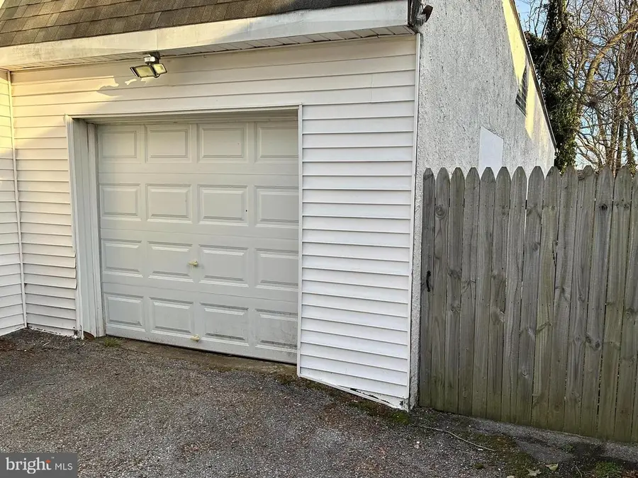 4 E Clairmont Dr, Newark, DE 19702 - #2