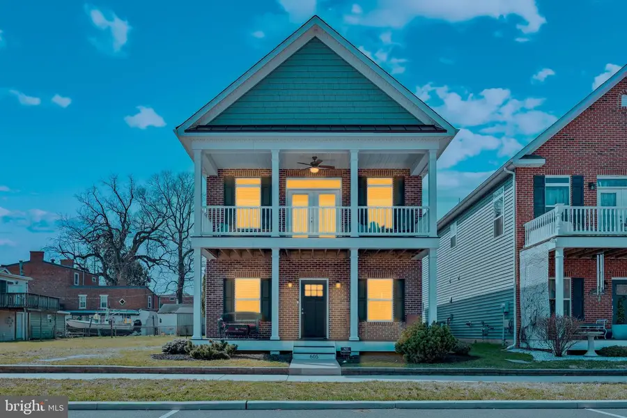 605 Front St, Delaware City, DE 19706 - #2