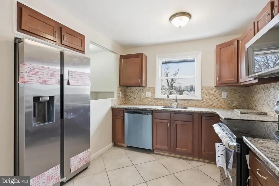 11 Oakmont Dr, New Castle, DE 19720 - #2