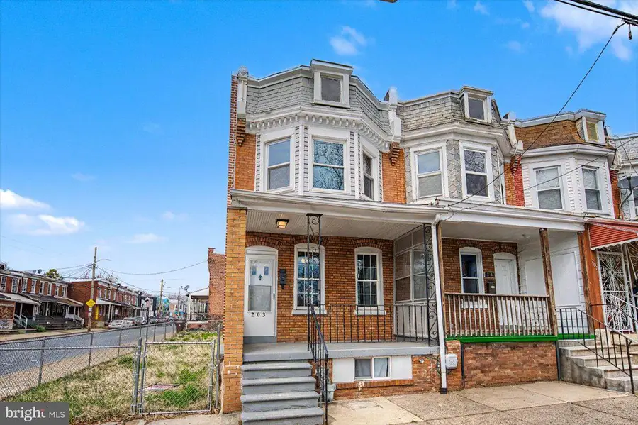 203 N Dupont St, Wilmington, DE 19805 - #2