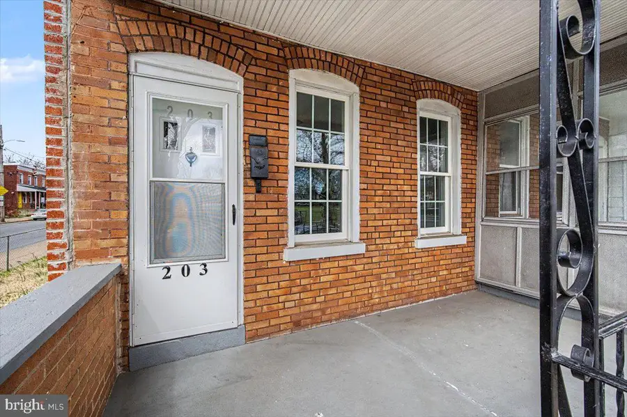 203 N Dupont St, Wilmington, DE 19805 - #3