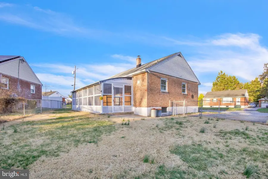 12 Gregg Ave, Newport, DE 19804 - #3