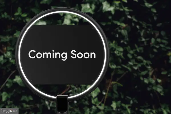 8 Slates End, NEWARK, DE 19702