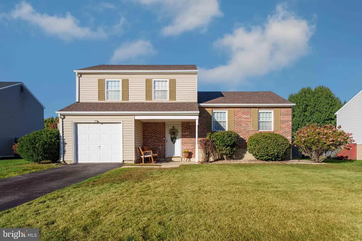4 Hawkins Ct, Bear, DE 19701 - #1