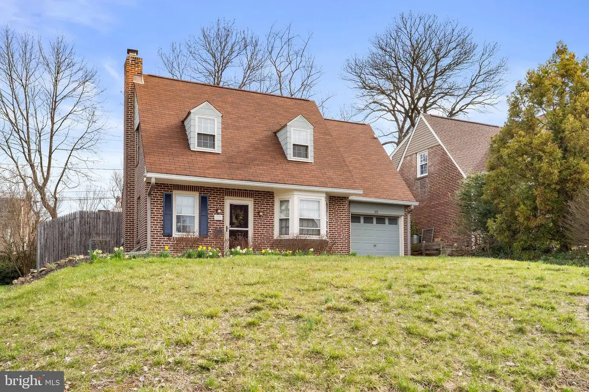 25 S Stuyvesant Dr, Wilmington, DE 19809 - #1