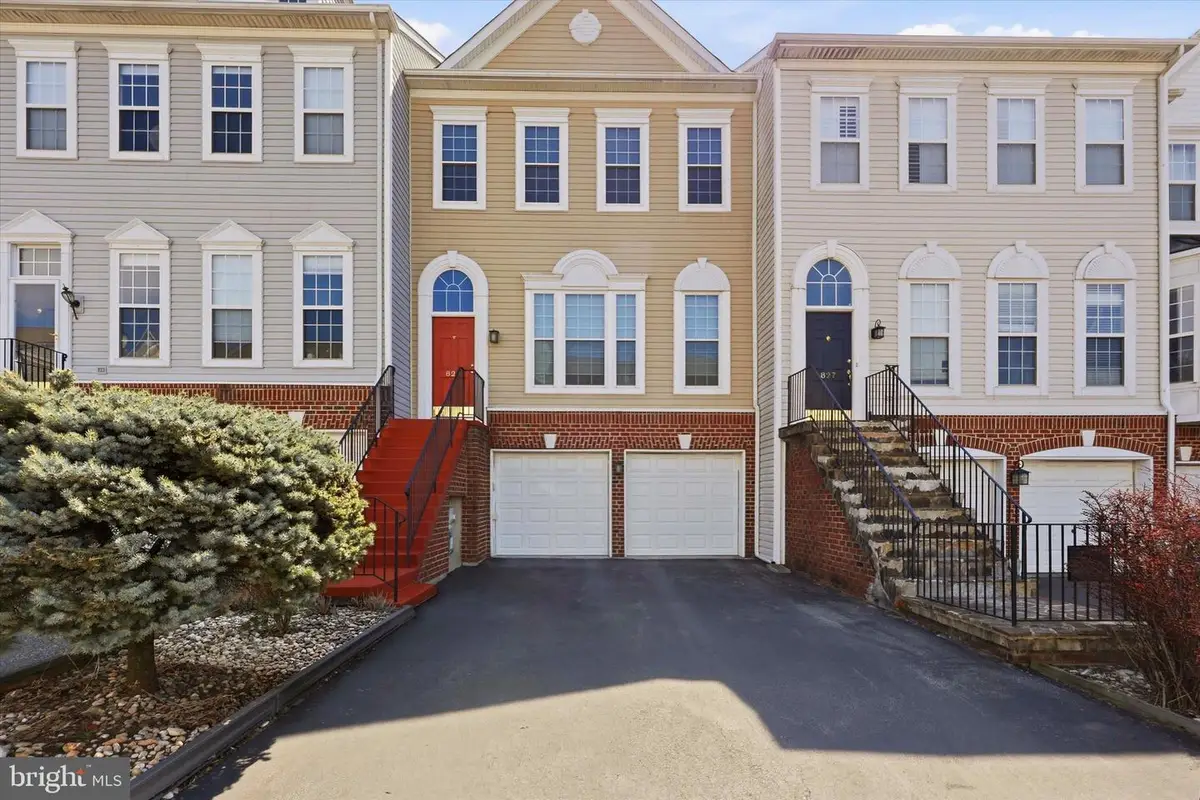 825 W Boxborough Dr, Wilmington, DE 19810 - #1
