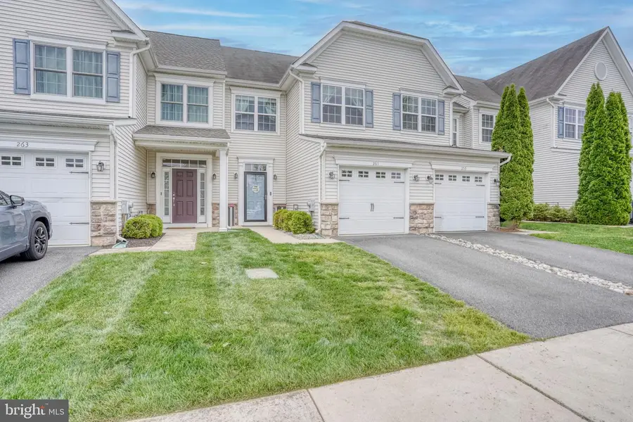 261 Wilmore Dr, Middletown, DE 19709 - #2