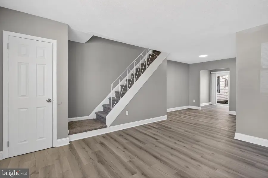 8 Thorn Ct, New Castle, DE 19720 - #3