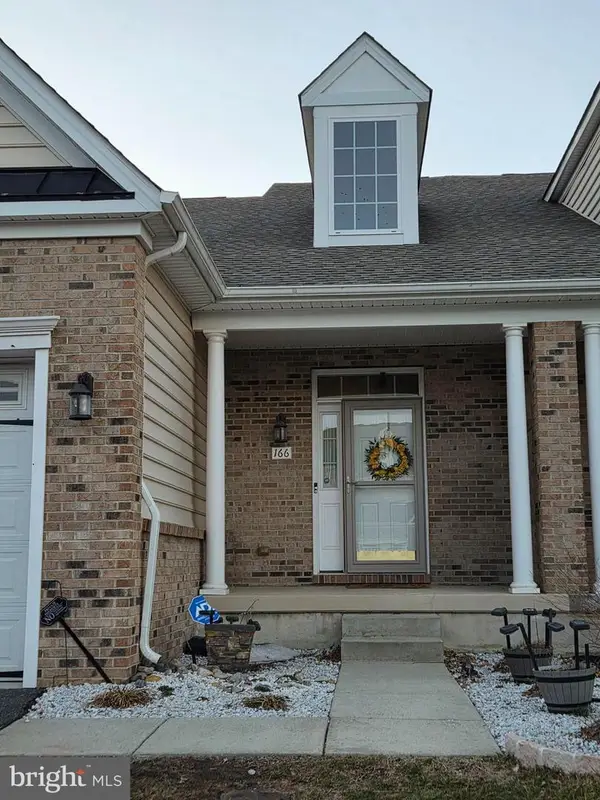 166 Meridian Blvd, BEAR, DE 19701
