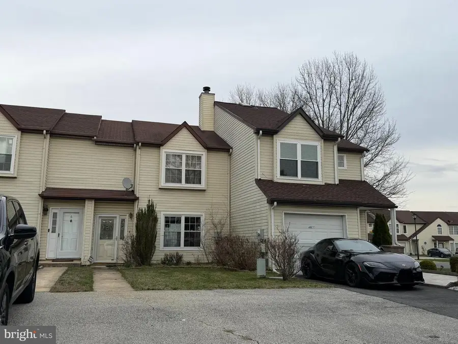 4 Ross Ct, Newark, DE 19702 - #2