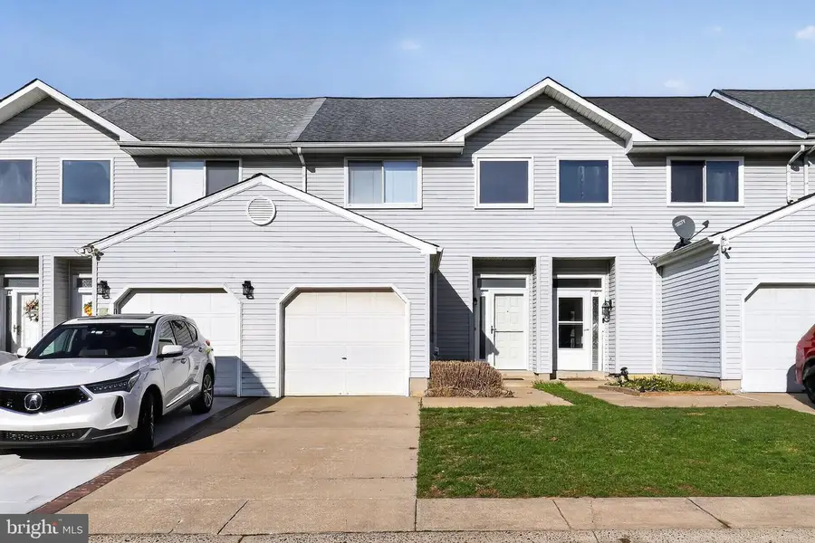 8 O Rourke Ct, Newark, DE 19702 - #2