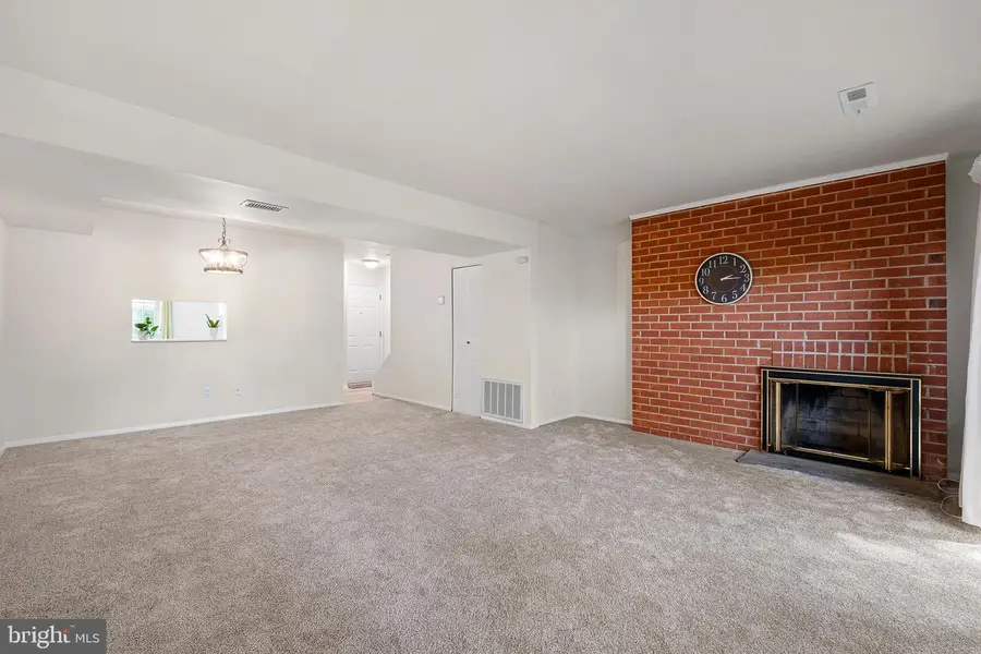 128 King William St #128, Newark, DE 19711 - #3