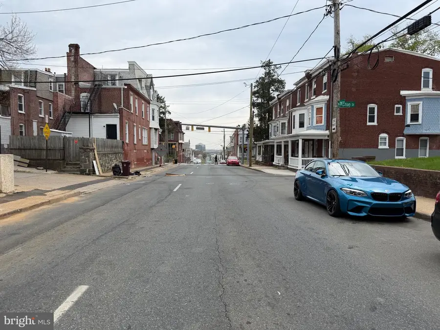 1405 W 2nd St, Wilmington, DE 19805 - #2