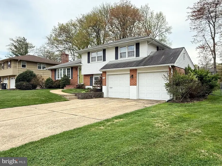 2410 Larchwood Rd, Wilmington, DE 19810 - #2