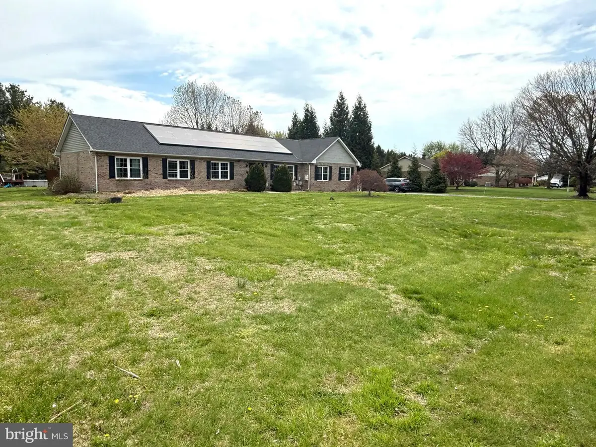 160 Pine Valley Dr, Middletown, DE 19709 - #1