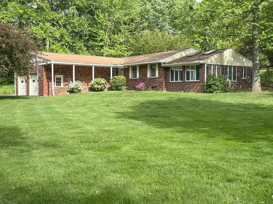 300 Suffolk Dr, Bear, DE 19701 - #2
