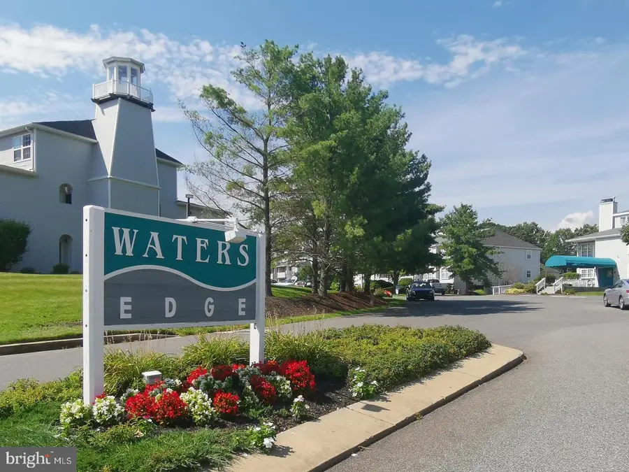 1704 Waters Edge Dr #105, Newark, DE 19702 - #2