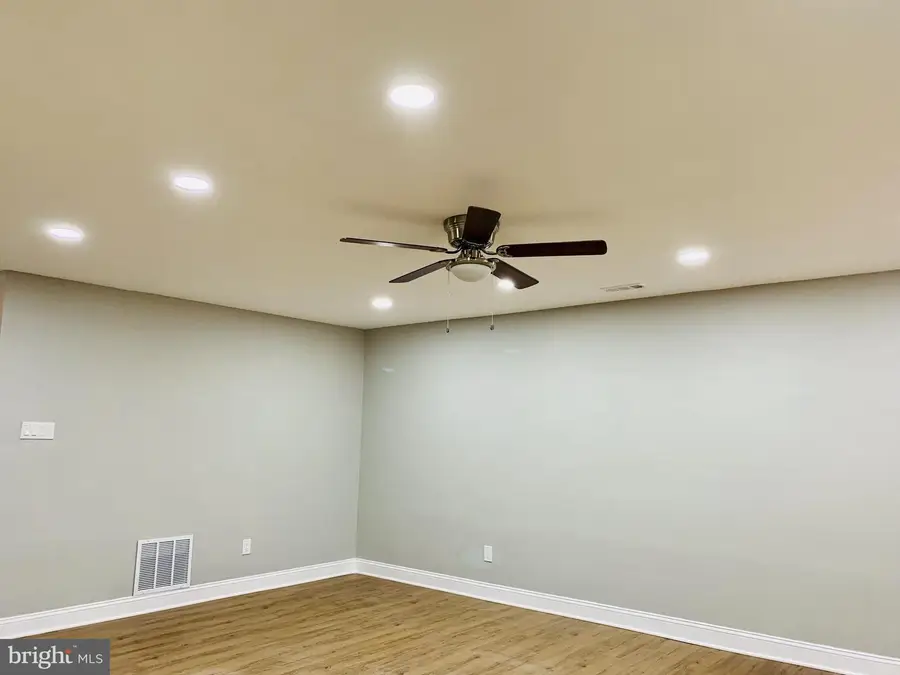 4860 W Brigantine Ct, Wilmington, DE 19808 - #3
