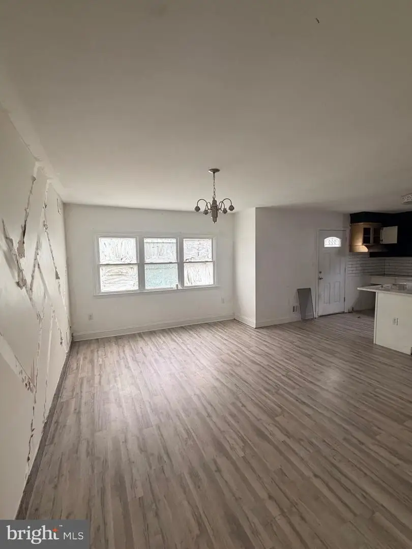 113 W Van Buren Ave, New Castle, DE 19720 - #3