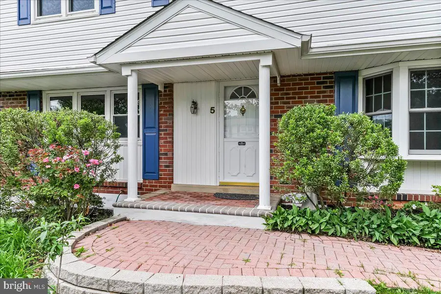 5 Crown Ct, Wilmington, DE 19810 - #3