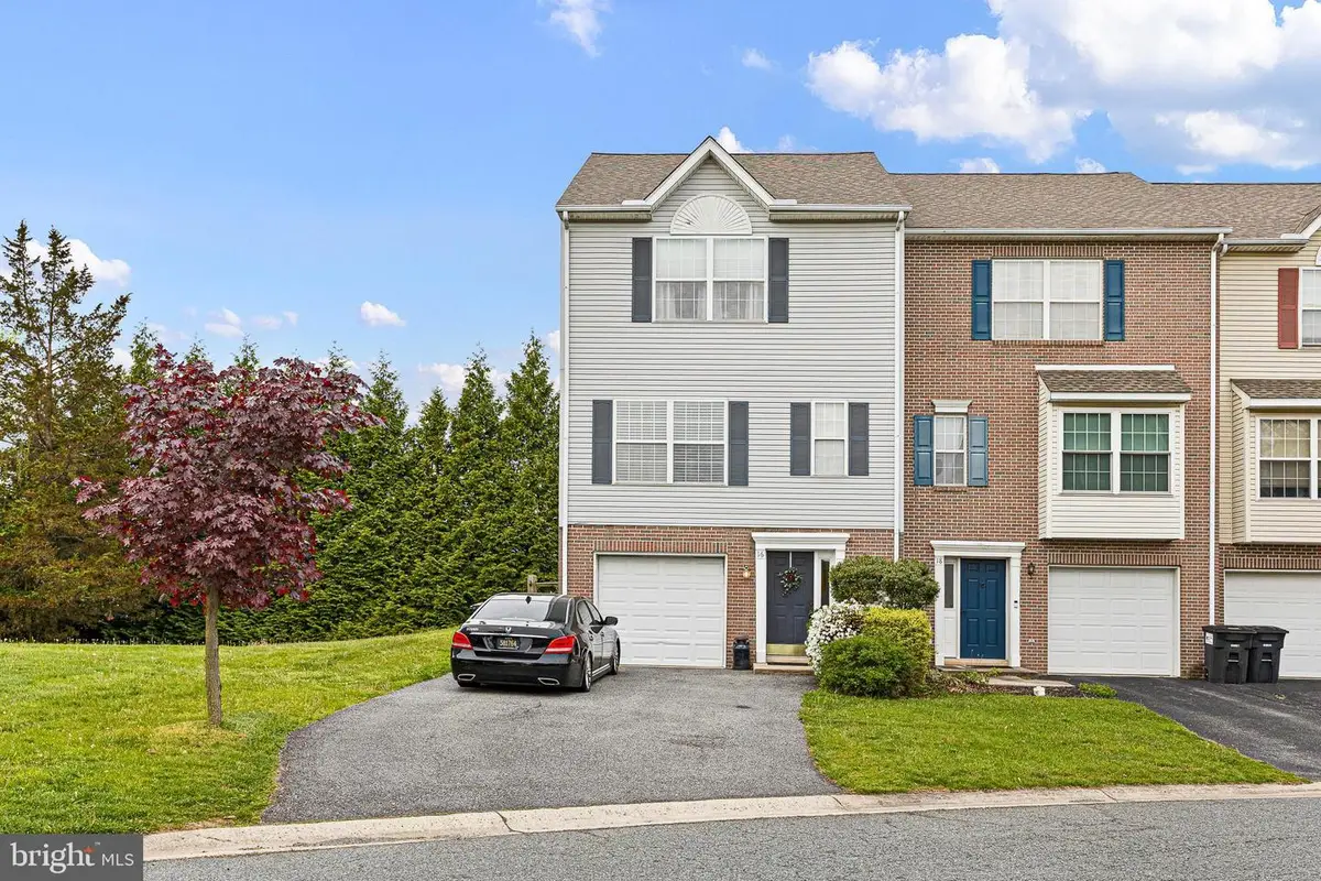 16 Highland Cir, Newark, DE 19713 - #1