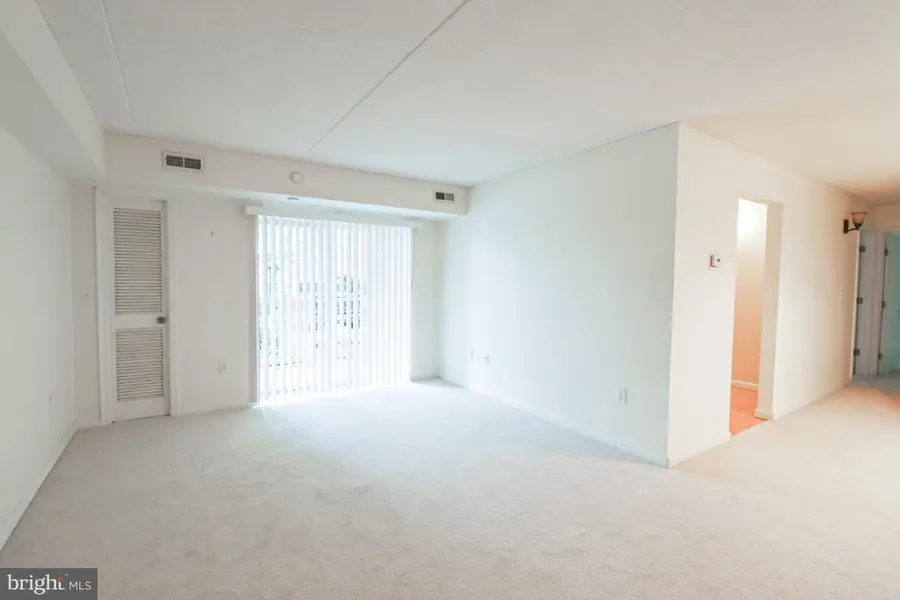 311 Governor Cir, Wilmington, DE 19809 - #3
