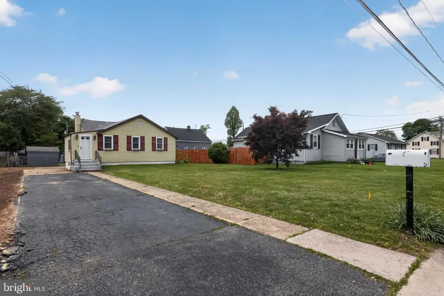 202 Minquadale Blvd, New Castle, DE 19720 - #3