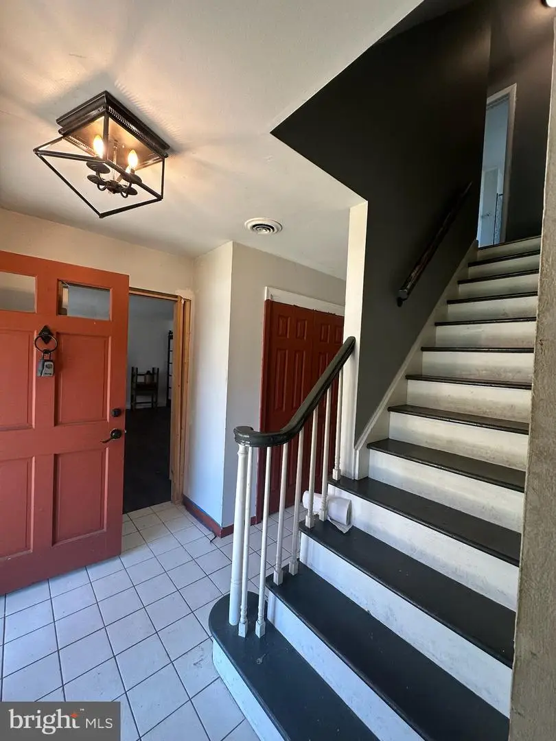 93 S Skyward Dr, Newark, DE 19713 - #2