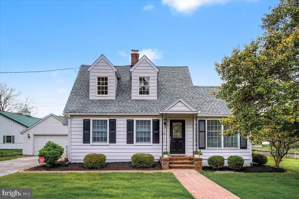 529 Clinton St, DELAWARE CITY, DE 19706