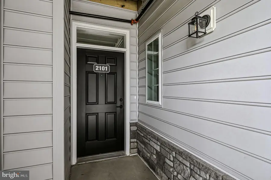 201 Colonial Downs Ct #2101, Newark, DE 19702 - #3