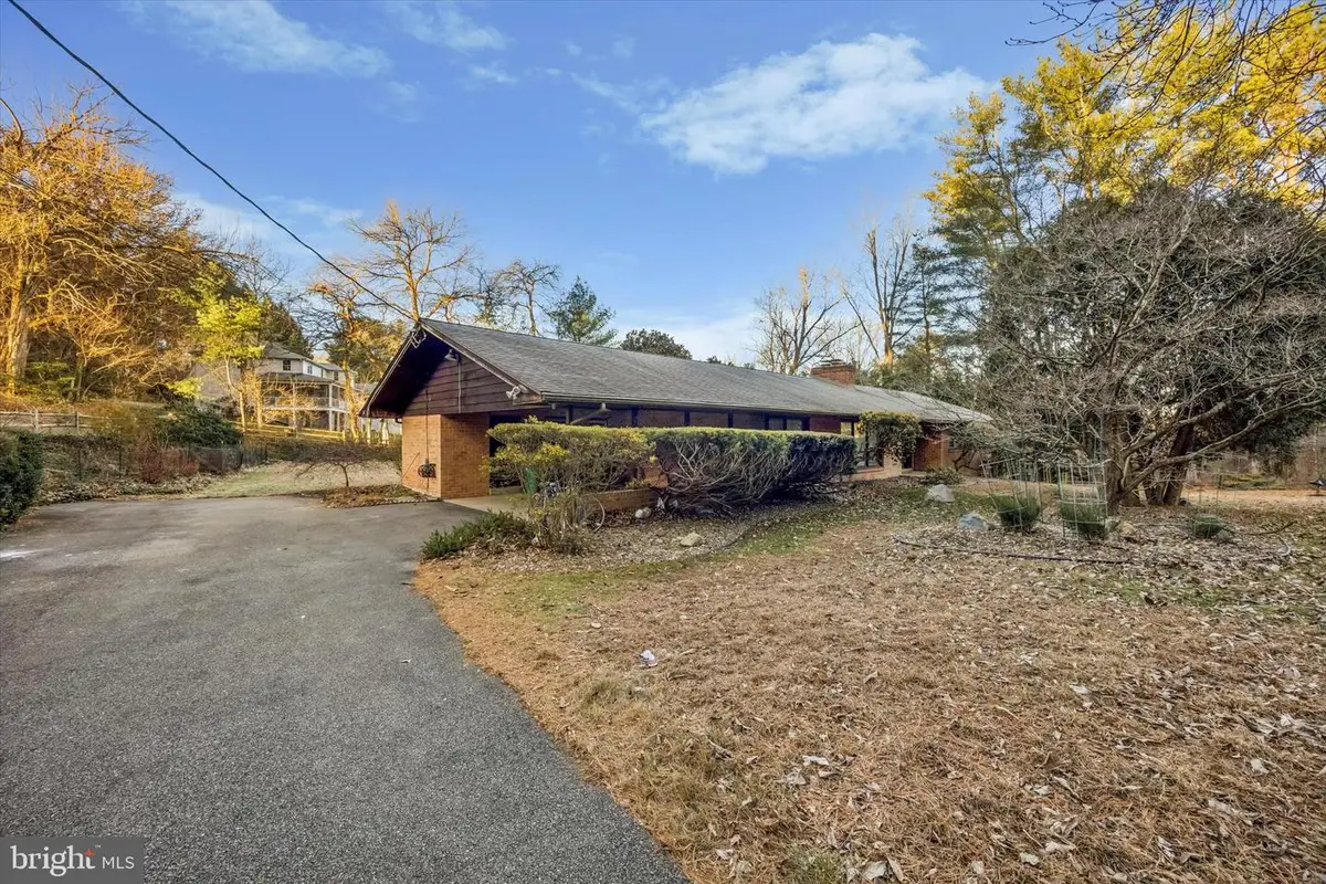 132 Osage Ln, Newark, DE 19711 - #1