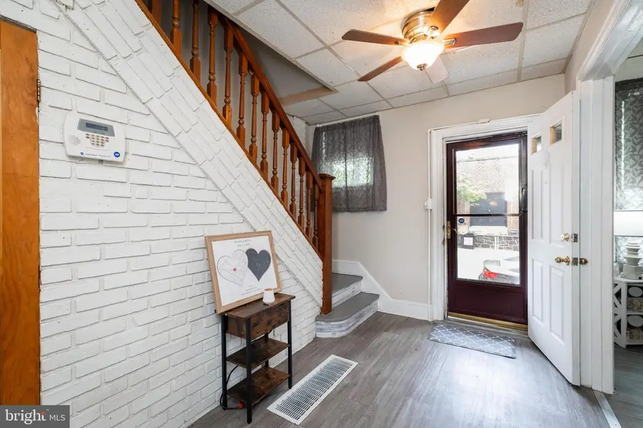 14 W 19th St, Wilmington, DE 19802 - #2