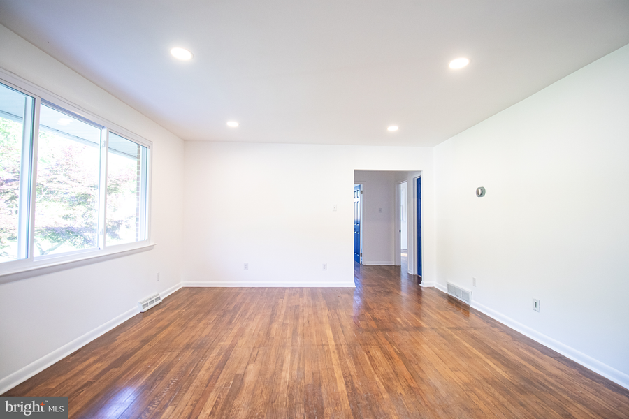 602 Smyrna Ave, Wilmington, DE 19809 - #3