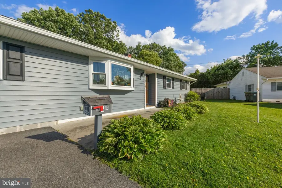 2 Holloway Cir, Newark, DE 19713 - #3