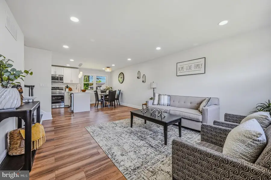 42 Briarcliff Dr, New Castle, DE 19720 - #3