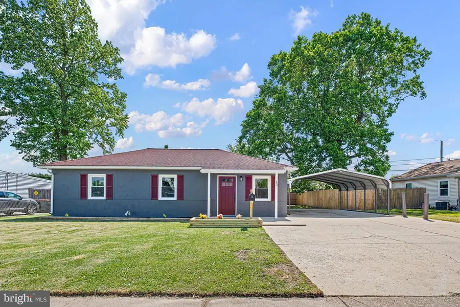 22 Memorial Dr, New Castle, DE 19720 - #2