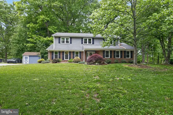 6 Donna Dr, BEAR, DE 19701