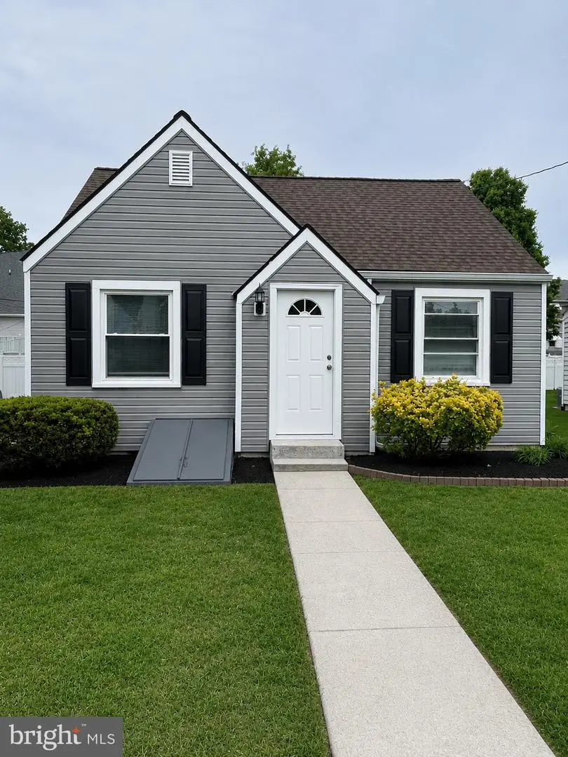 105 Harding Ave, Wilmington, DE 19804 - #1