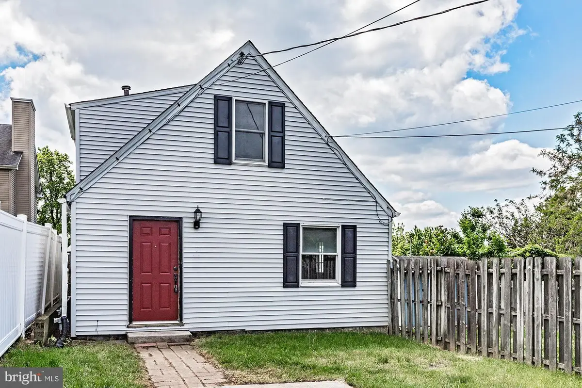 3904 Elmwood St, Wilmington, DE 19808 - #1