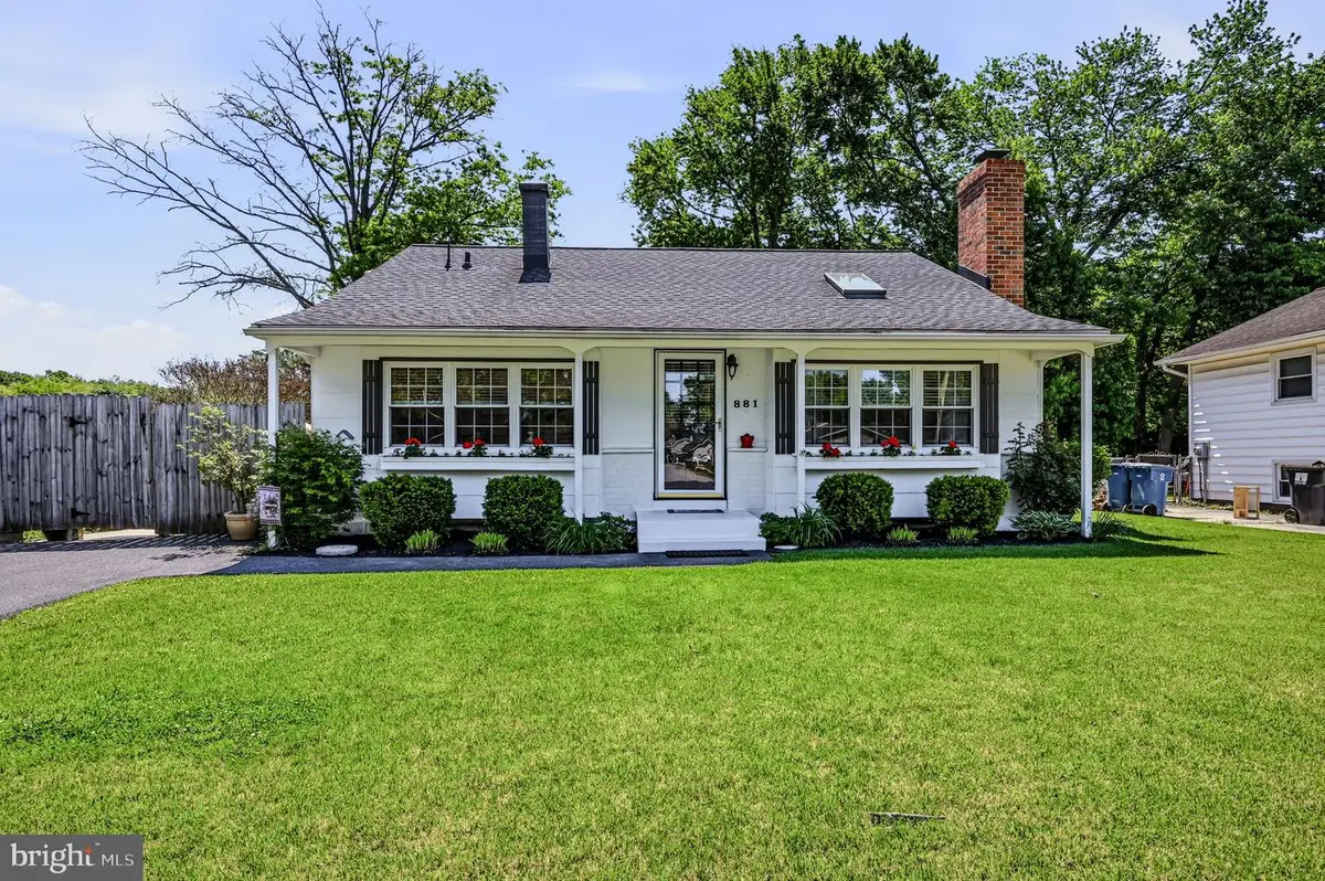 881 Broadfield Dr, Newark, DE 19713 - #1