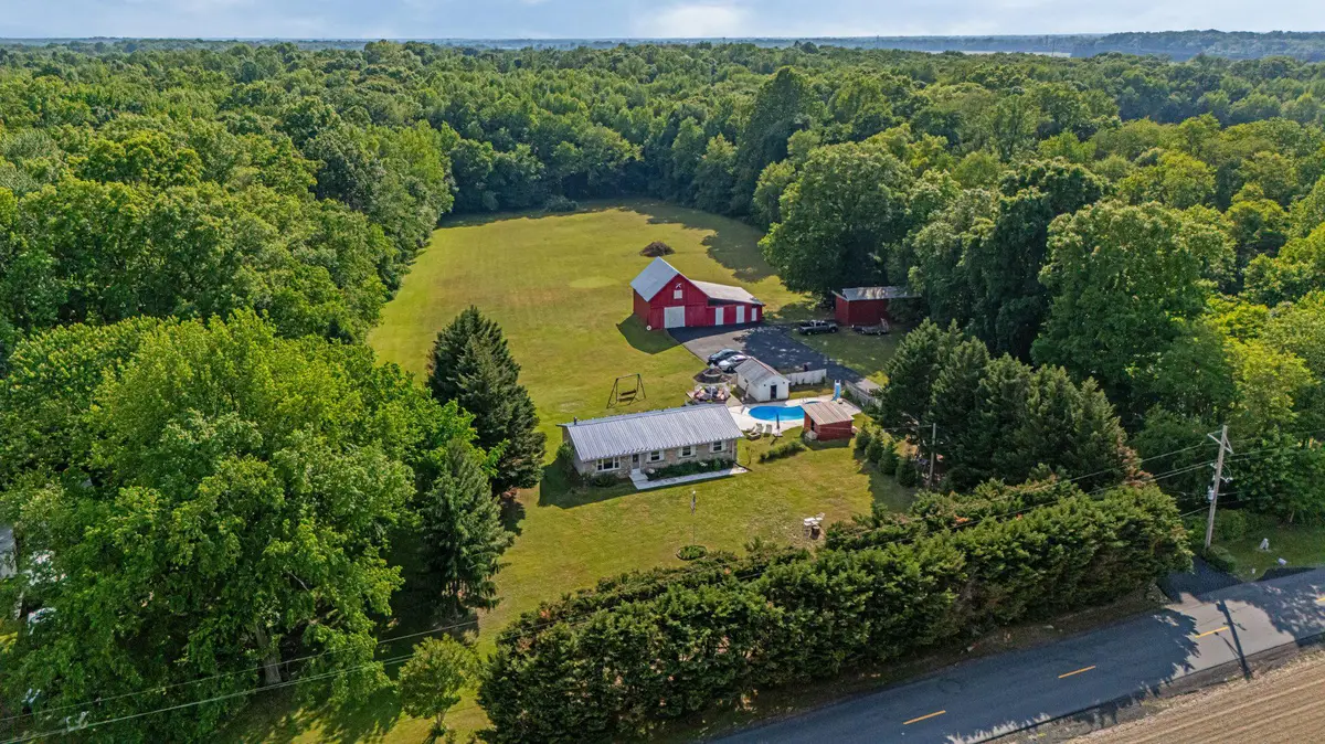 310 Dogtown Rd, Townsend, DE 19734 - #1