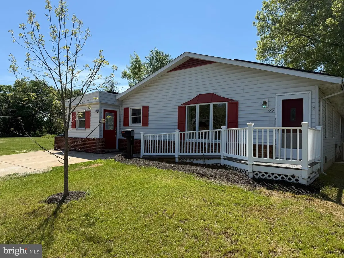 65 E Netherfield Rd, Wilmington, DE 19804 - #1