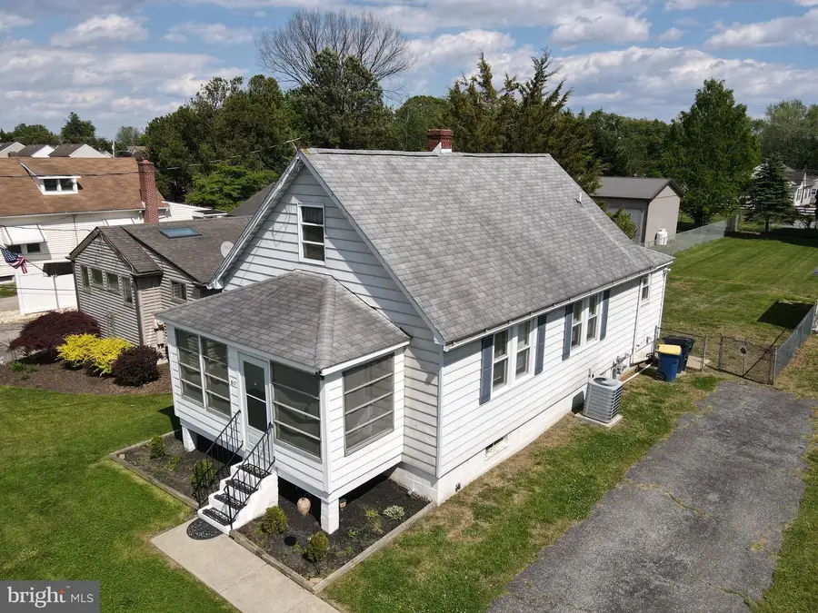 517 Clinton St, Delaware City, DE 19706 - #2