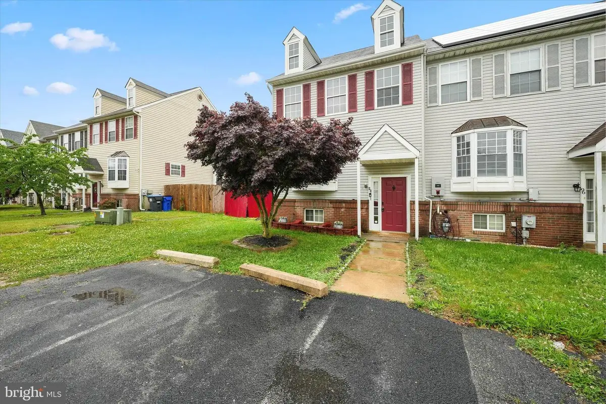 98 Three Rivers Dr, Newark, DE 19702 - #1